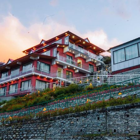 Resort Amaze Auli Joshīmath Exterior foto